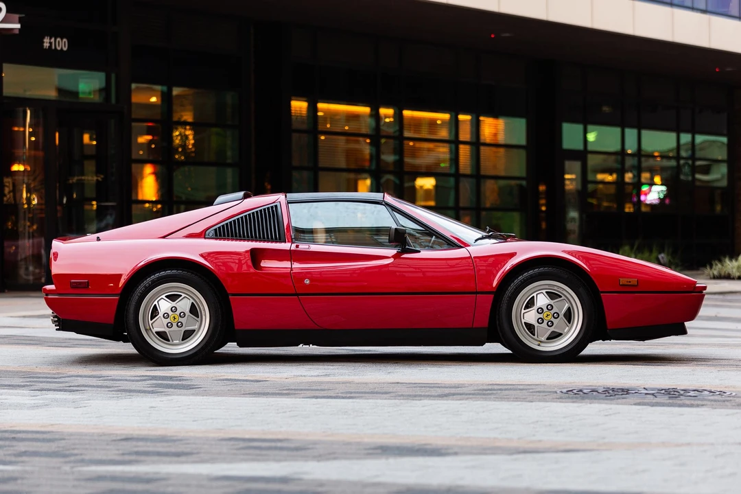 1989 Ferrari 328 GTS - Image 7 of 31