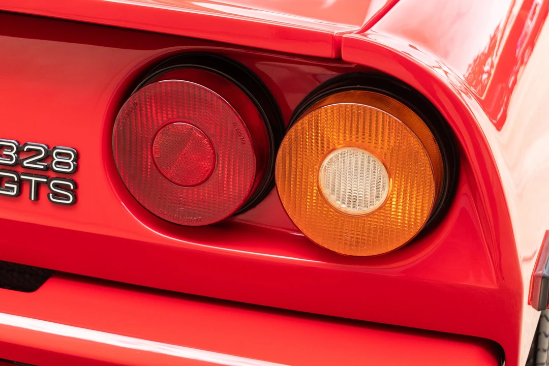 1989 Ferrari 328 GTS - Image 16 of 31