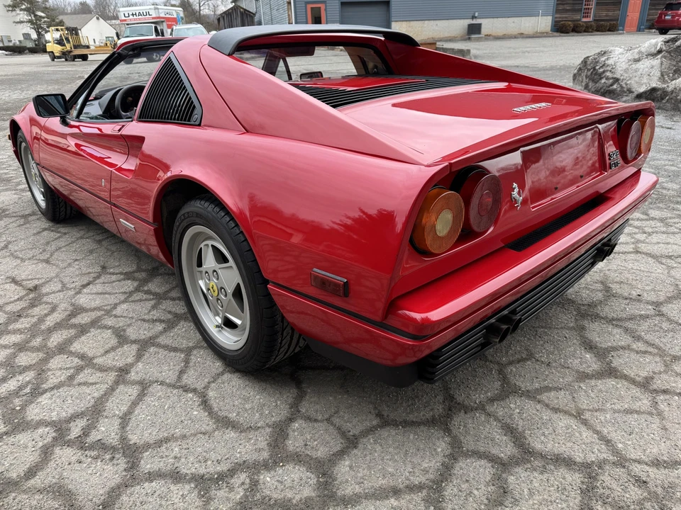 1989 Ferrari 328 GTS - Image 19 of 31