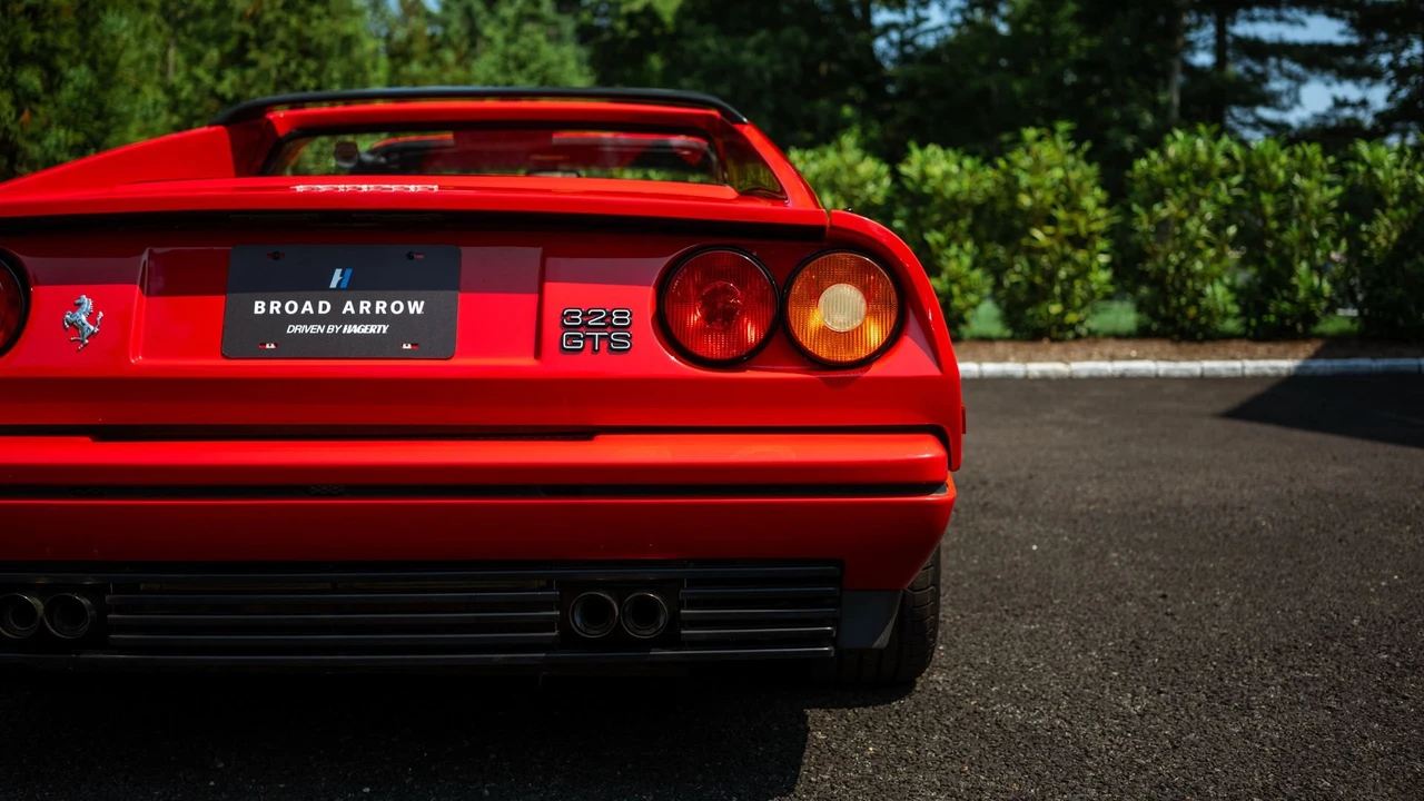 1989 Ferrari 328 GTS - Image 31 of 31