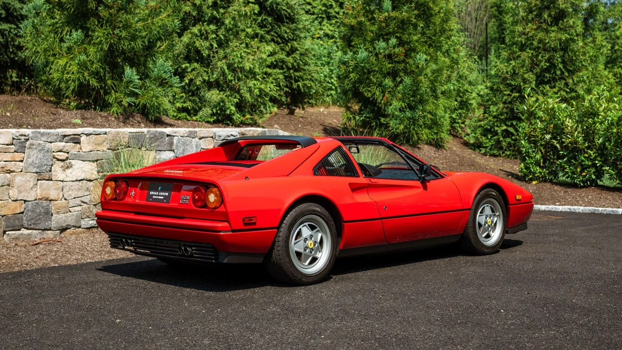 1989 Ferrari 328 GTS - Image 29 of 31