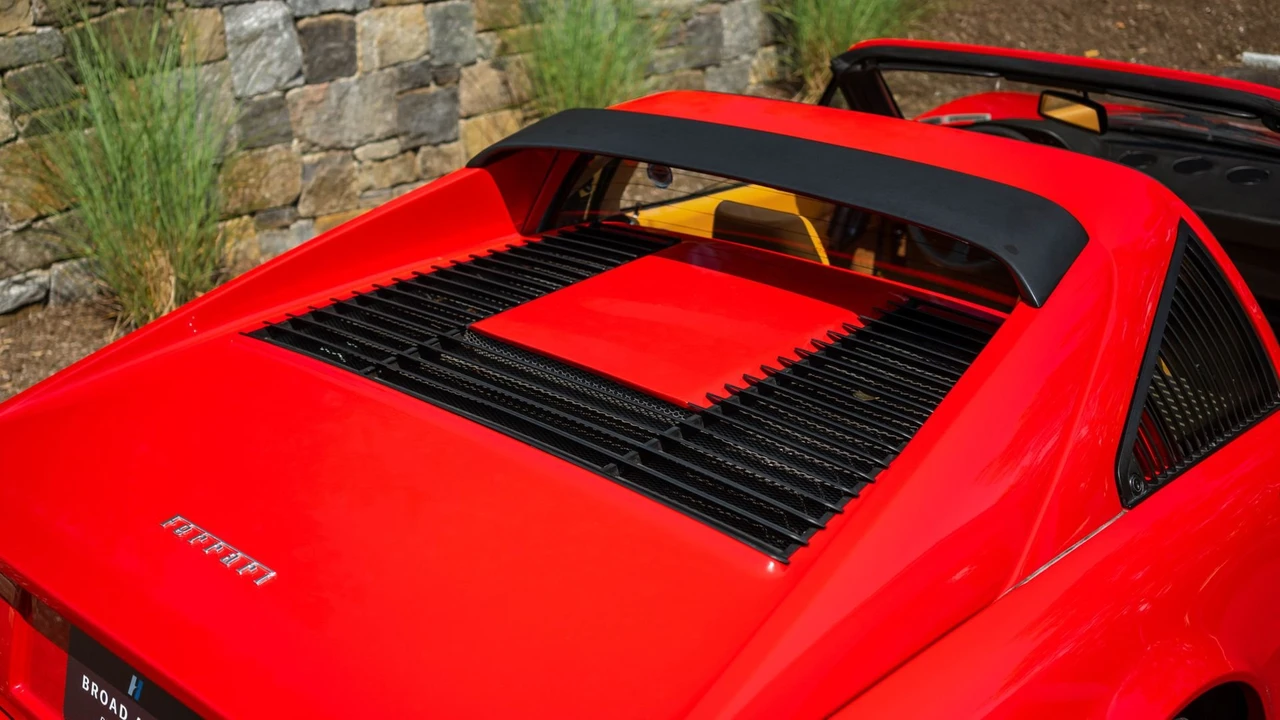 1989 Ferrari 328 GTS - Image 30 of 31