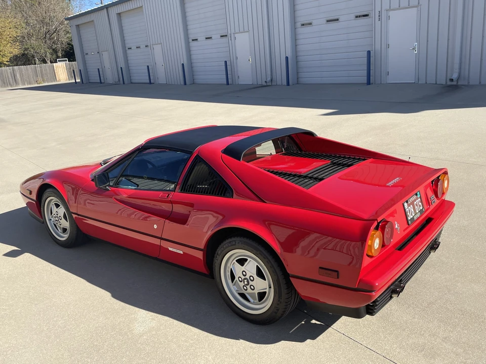 1989 Ferrari 328 GTS - Image 8 of 31