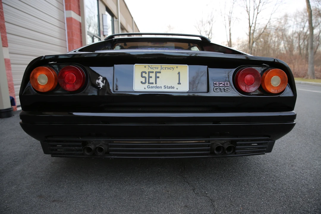 1989 Ferrari 328 GTS - Image 21 of 31