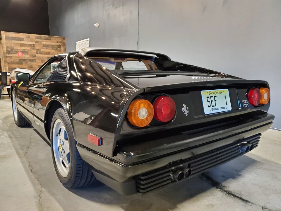 1989 Ferrari 328 GTS - Image 10 of 31