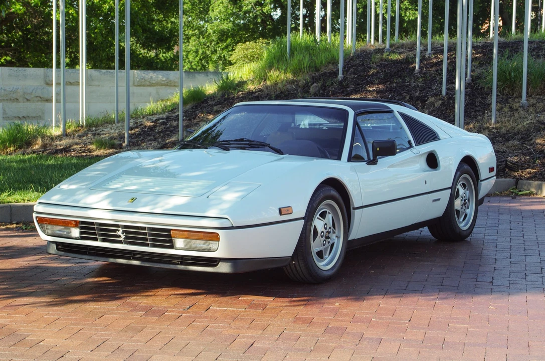 1989 Ferrari 328 GTS - Image 5 of 31