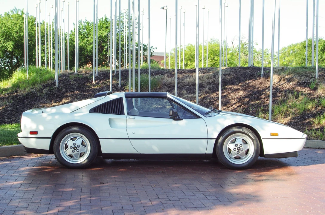 1989 Ferrari 328 GTS - Image 22 of 31