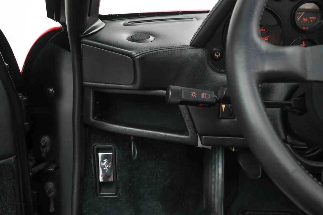 1989 Ferrari 328 GTS - Image 26 of 31