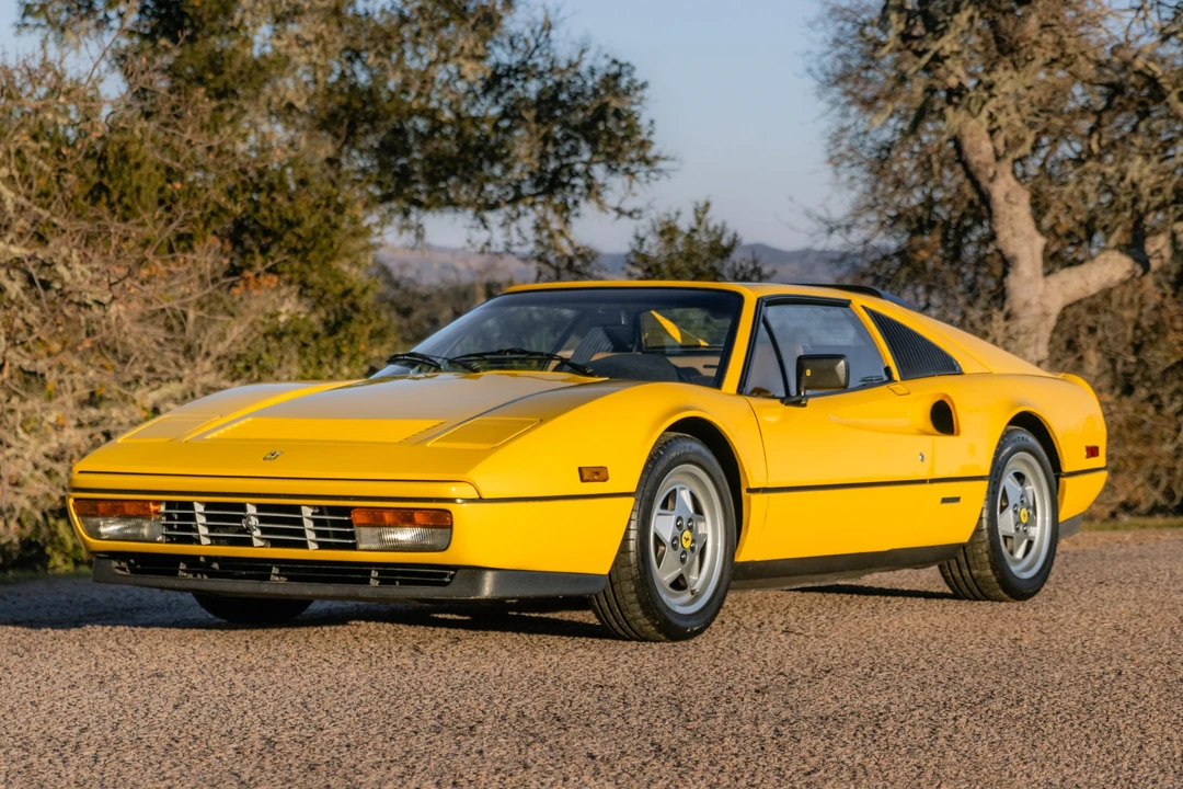 1989 Ferrari 328 GTS - Image 2 of 31