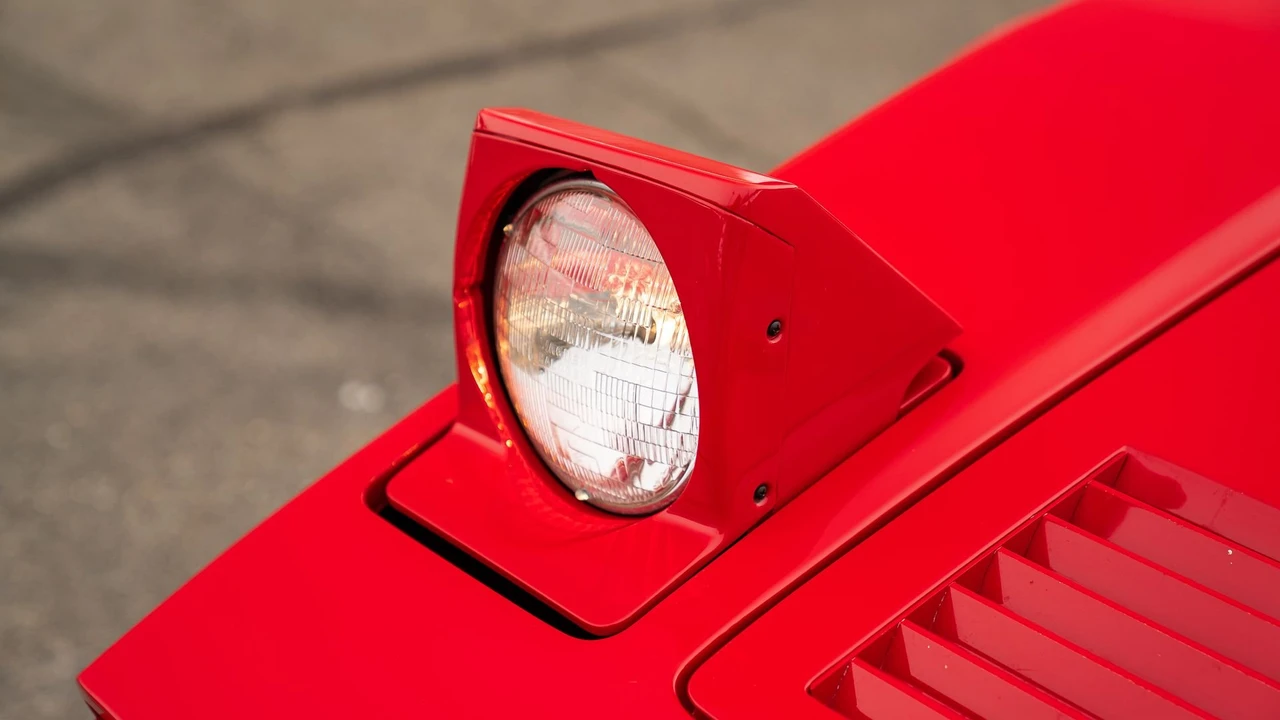 1989 Ferrari 328 GTS - Image 30 of 31