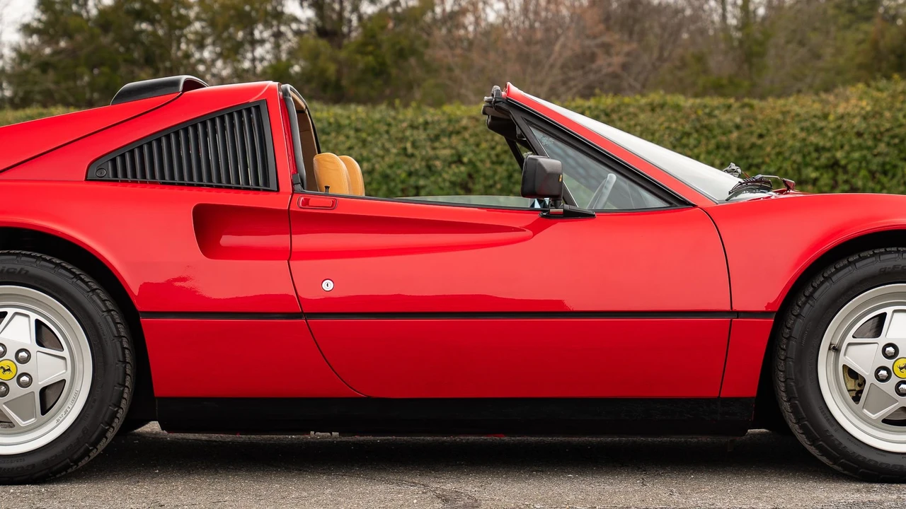 1989 Ferrari 328 GTS - Image 16 of 31