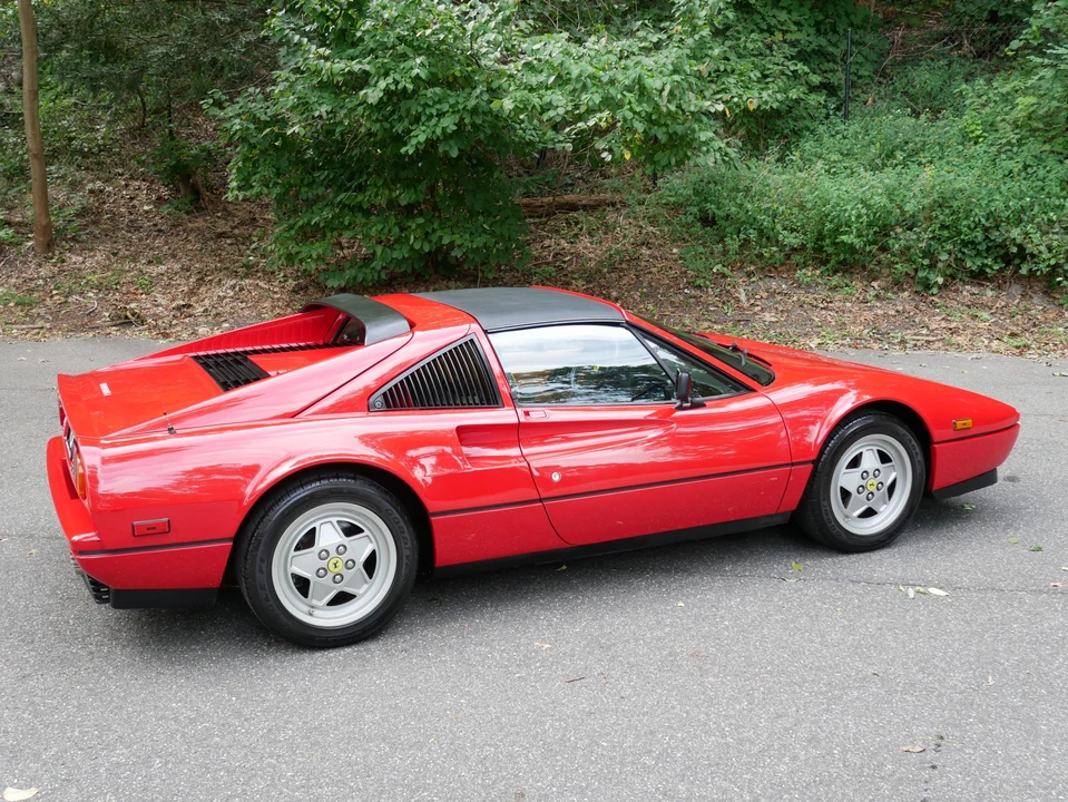 1989 Ferrari 328 GTS - Image 15 of 31