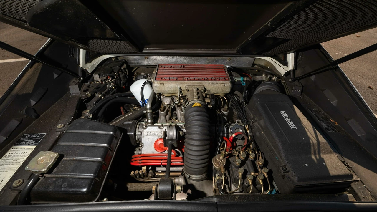 1989 Ferrari 328 GTS - Image 20 of 31