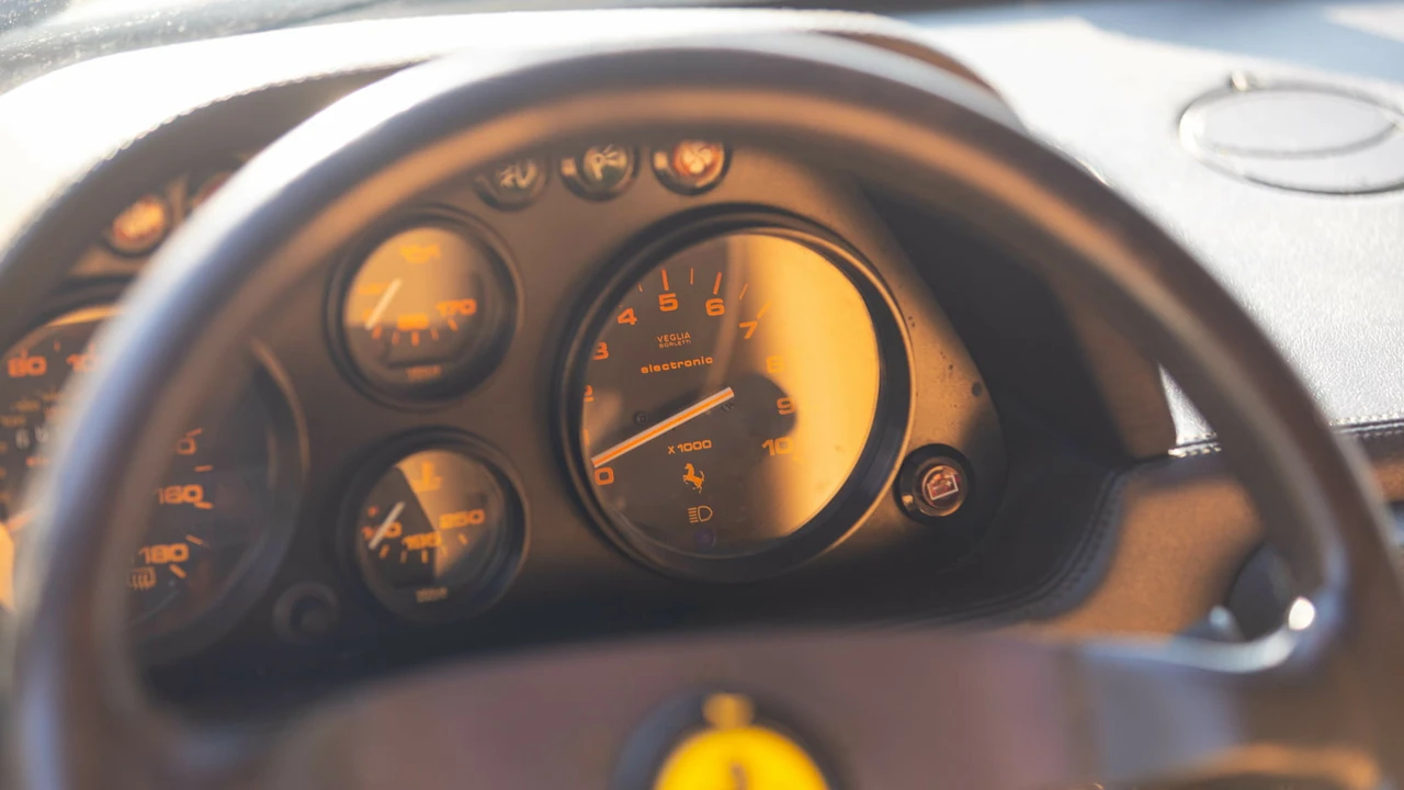 1989 Ferrari 328 GTS - Image 23 of 31