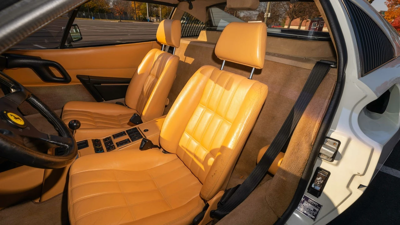 1989 Ferrari 328 GTS - Image 25 of 31