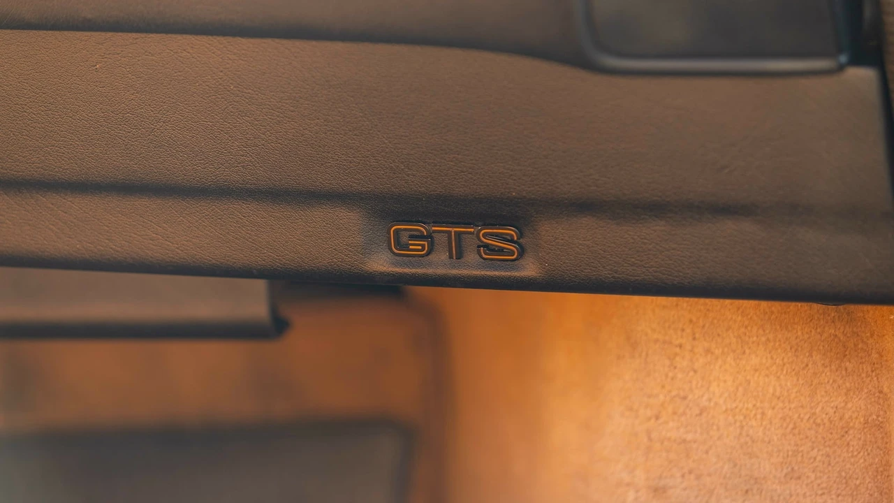 1989 Ferrari 328 GTS - Image 26 of 31