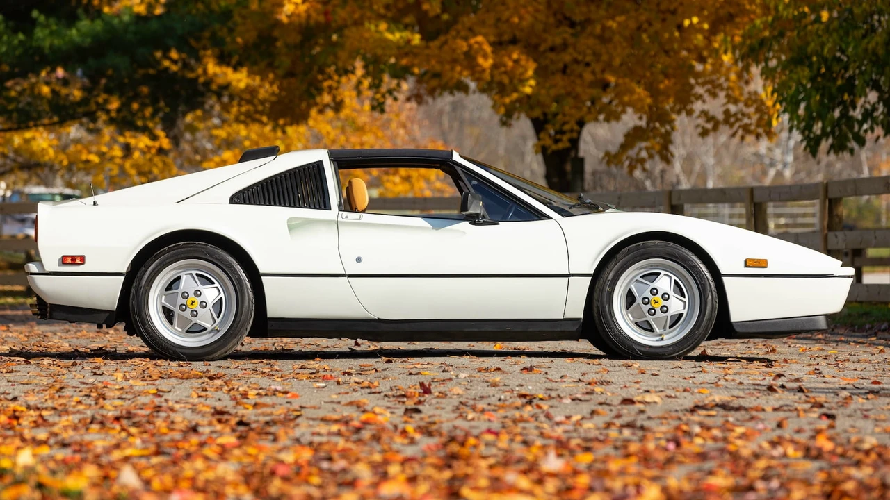 1989 Ferrari 328 GTS - Image 8 of 31