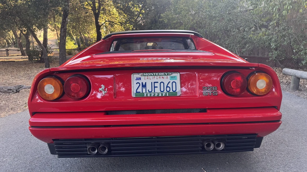 1989 Ferrari 328 GTS - Image 9 of 31