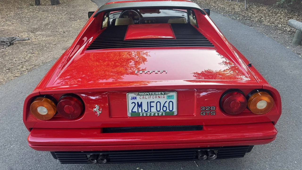 1989 Ferrari 328 GTS - Image 8 of 31