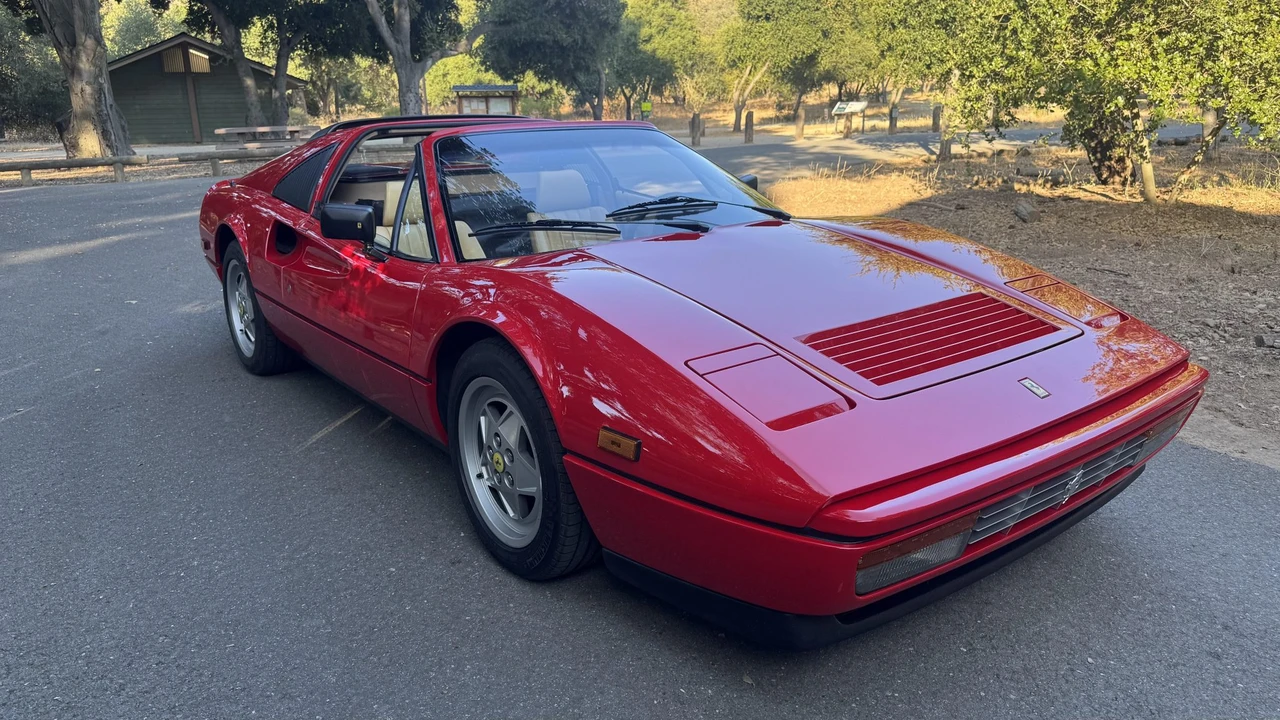 1989 Ferrari 328 GTS - Image 13 of 31