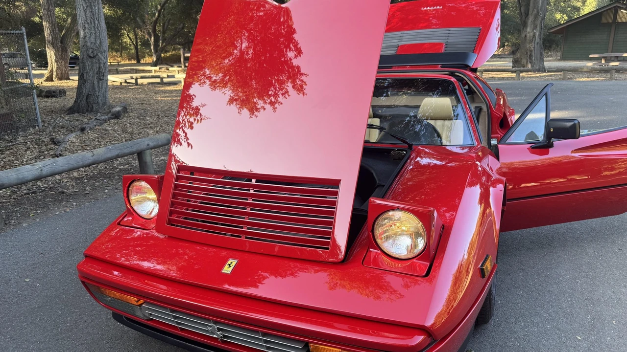 1989 Ferrari 328 GTS - Image 18 of 31