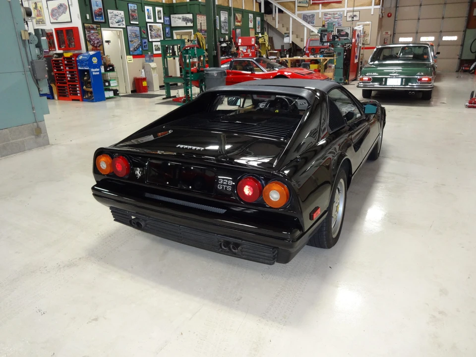 1989 Ferrari 328 GTS - Image 14 of 31