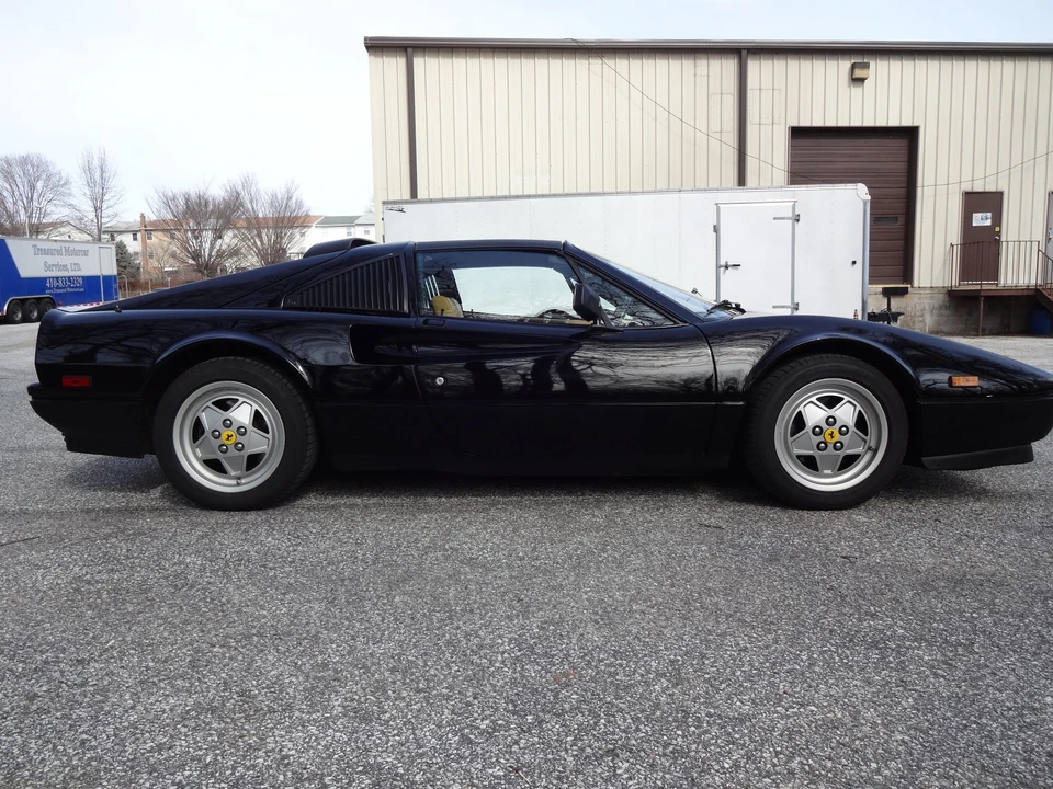1989 Ferrari 328 GTS - Image 5 of 31