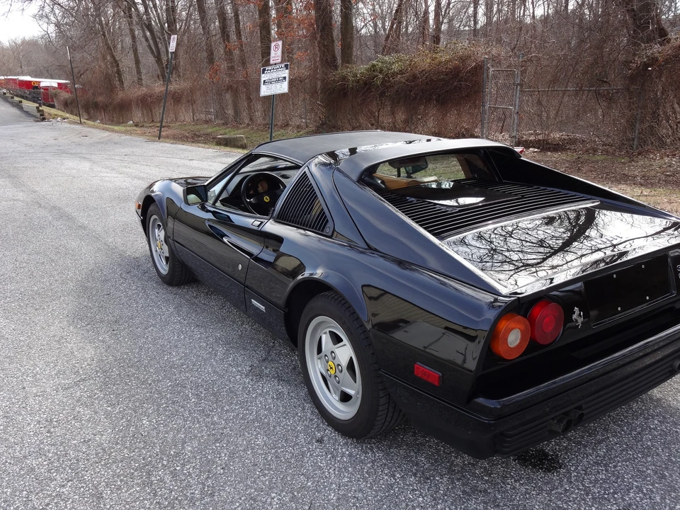 1989 Ferrari 328 GTS - Image 8 of 31
