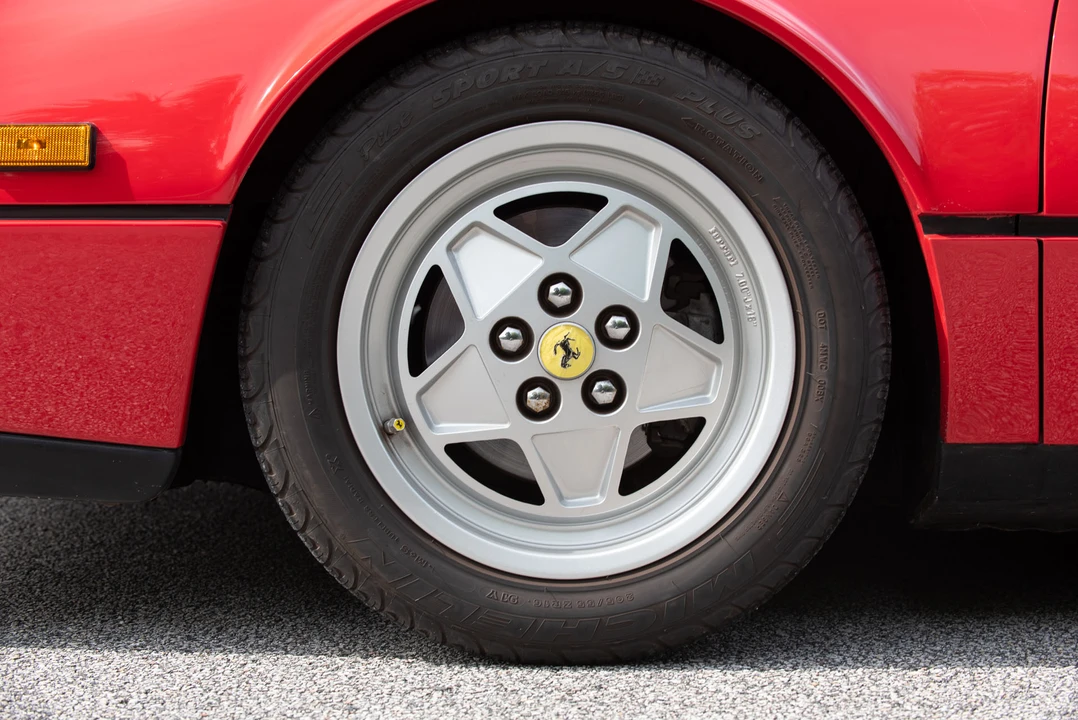 1989 Ferrari 328 GTS - Image 9 of 31