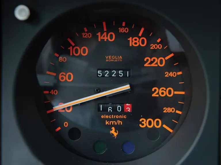 1989 Ferrari 412 - Image 9 of 11