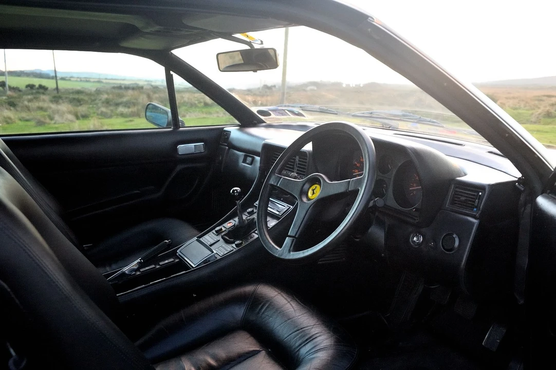 1989 Ferrari 412 - Image 4 of 12