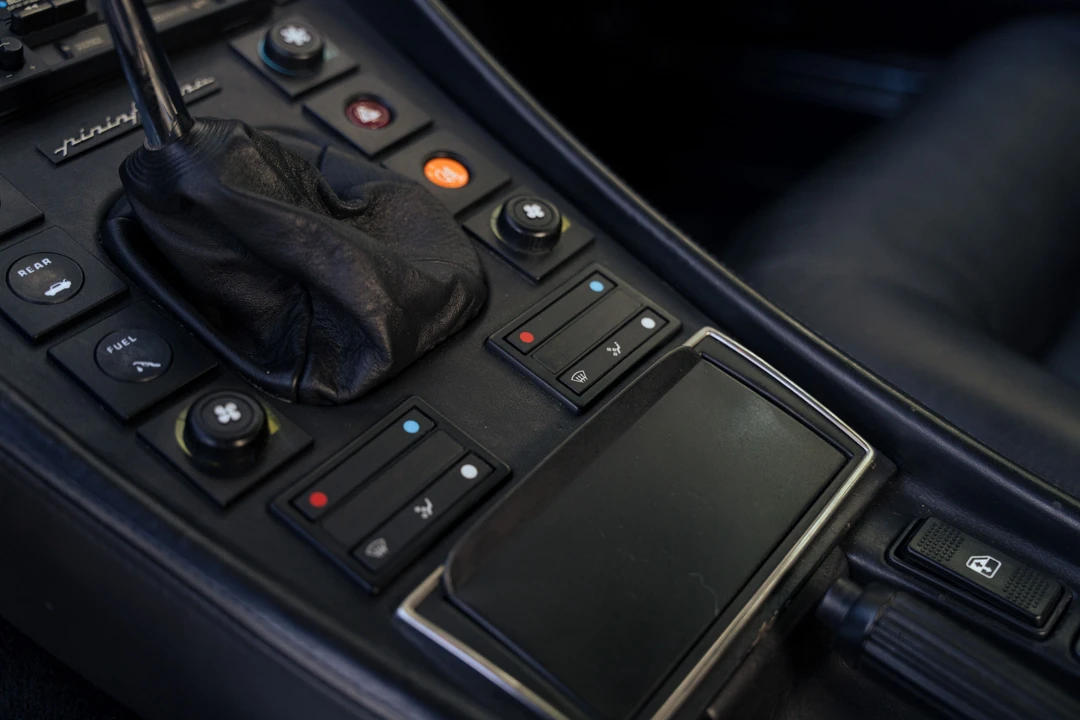 1989 Ferrari 412 - Image 26 of 31