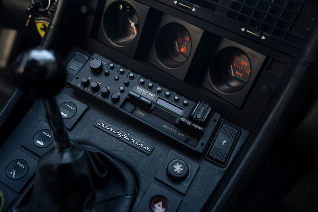 1989 Ferrari 412 - Image 24 of 31