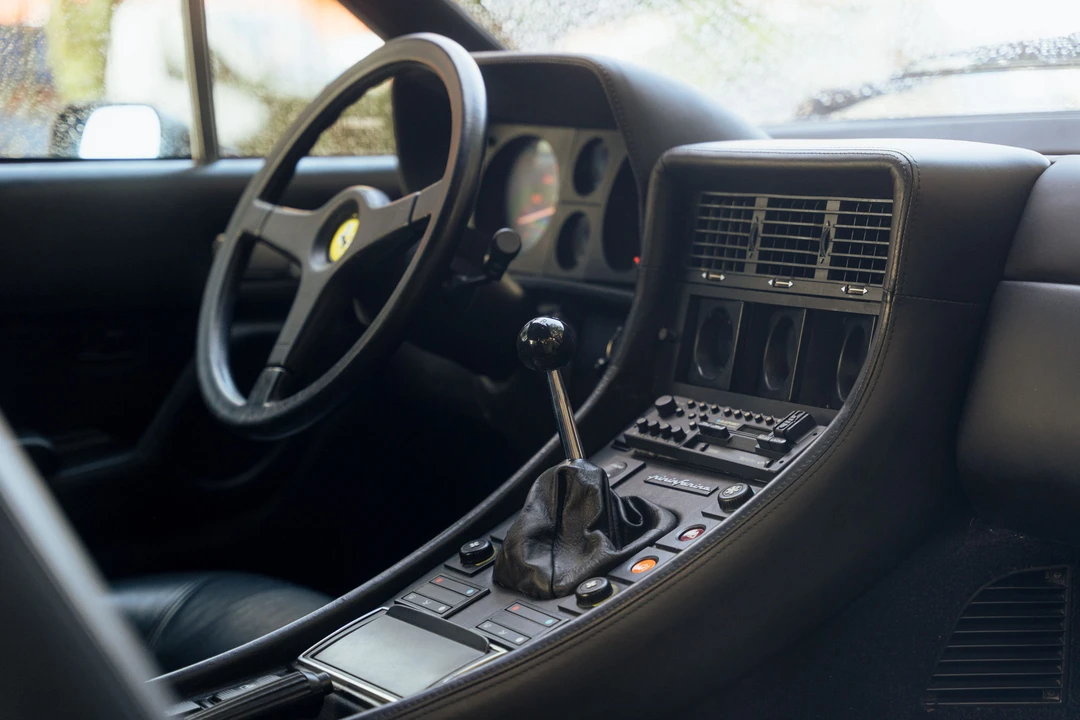 1989 Ferrari 412 - Image 29 of 31
