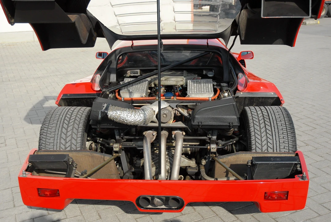 1989 Ferrari F40 - Image 7 of 13
