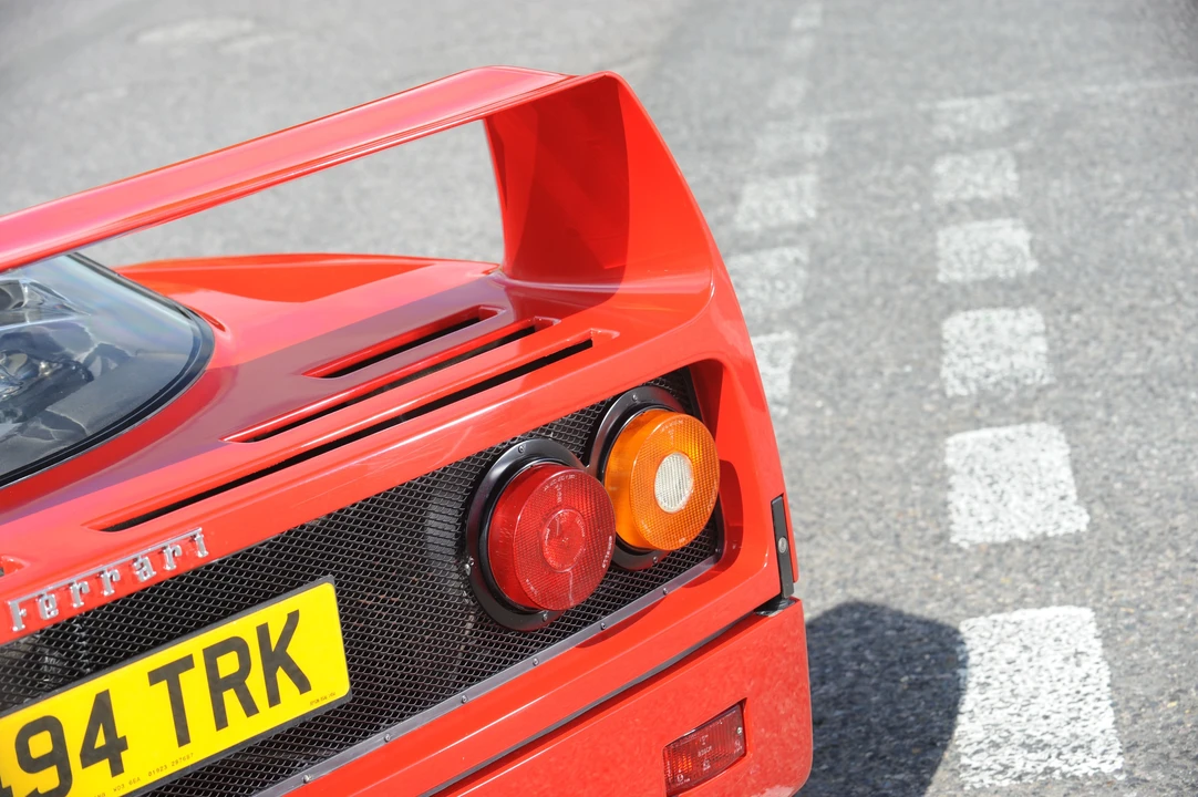 1989 Ferrari F40 - Image 18 of 29