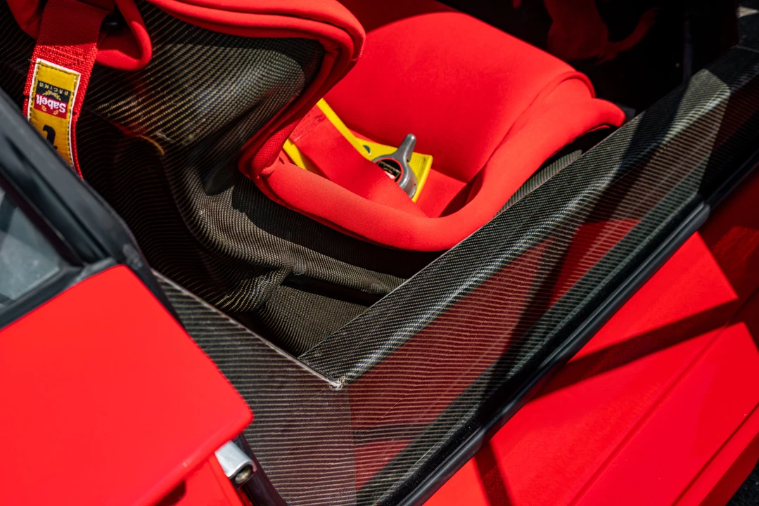 1989 Ferrari F40 - Image 5 of 31