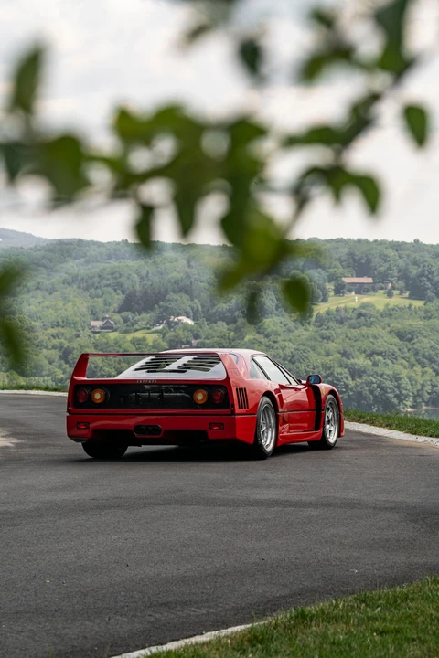 1989 Ferrari F40 - Image 28 of 31