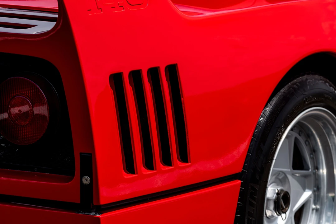 1989 Ferrari F40 - Image 20 of 31