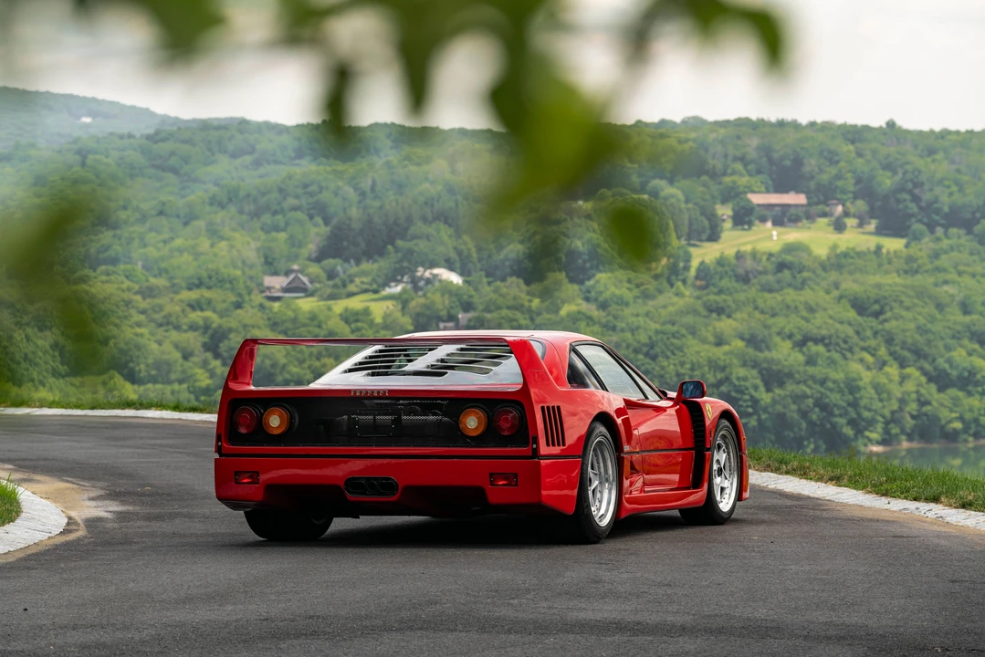 1989 Ferrari F40 - Image 29 of 31