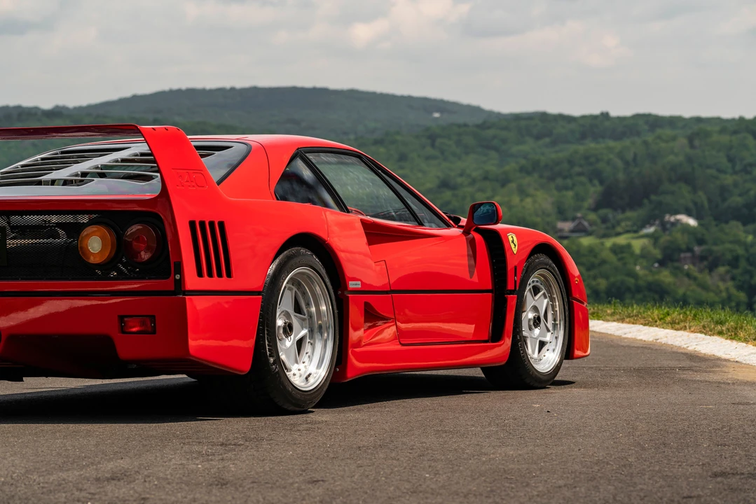 1989 Ferrari F40 - Image 24 of 31