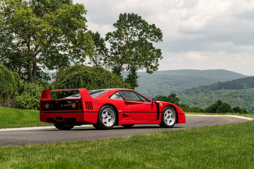 1989 Ferrari F40 - Image 25 of 31