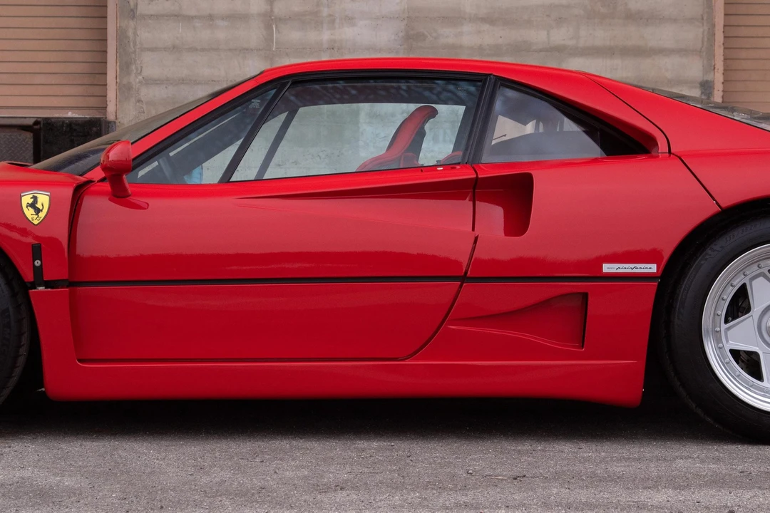 1989 Ferrari F40 - Image 25 of 31