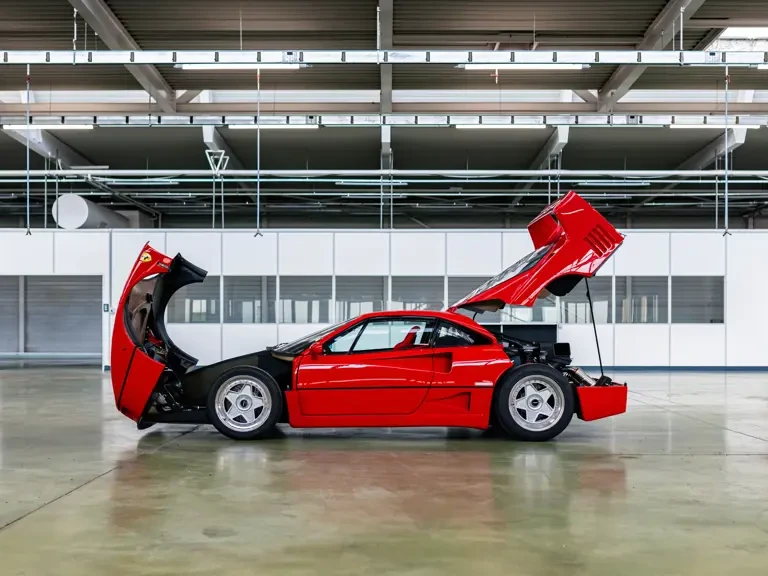 1989 Ferrari F40 - Image 28 of 31
