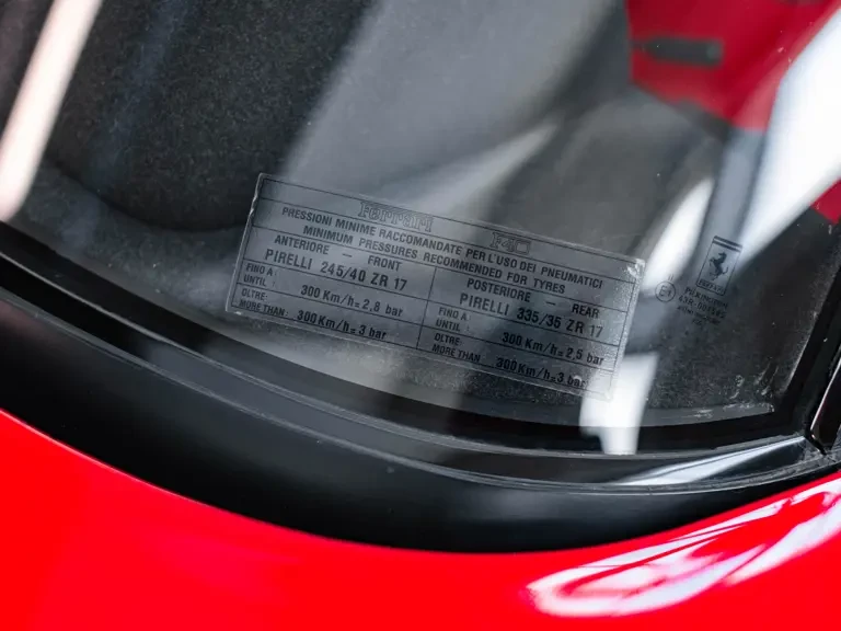 1989 Ferrari F40 - Image 27 of 31