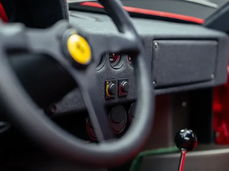 1989 Ferrari F40 - Image 20 of 31