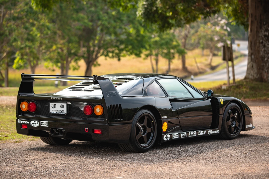 1989 Ferrari F40 - Image 17 of 31