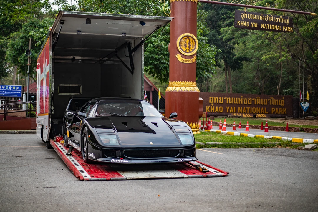 1989 Ferrari F40 - Image 25 of 31