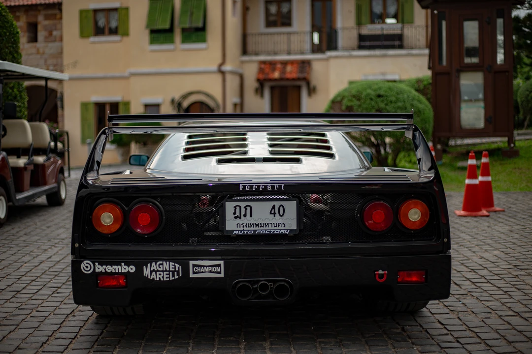 1989 Ferrari F40 - Image 16 of 31