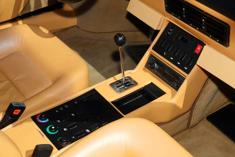 1989 Ferrari Mondial t - Image 28 of 31